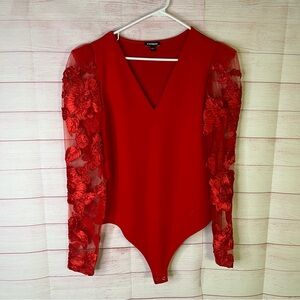 Express Red Floral 3D Appliqué Floral Lace Thong Bodysuit Size Large‎
